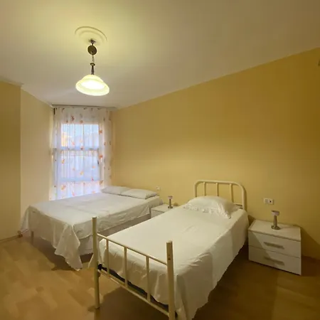 Tomi Apartment Apartamento Polisi i Vogel